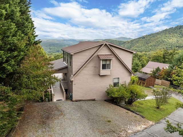 125 Mountain Overlook Drive, Murphy, NC 28906