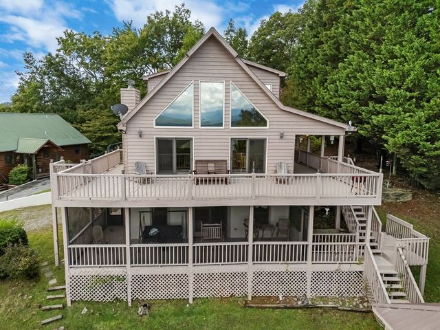 125 Mountain Overlook Drive, Murphy, NC 28906