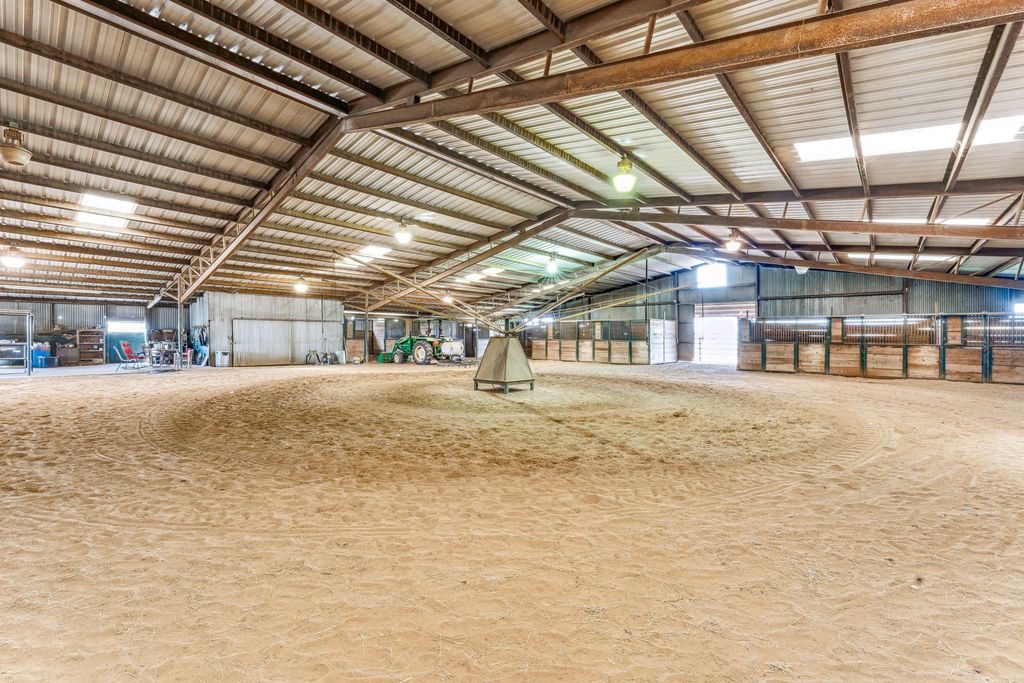 7000 Hill City Highway, Tolar, TX 76476