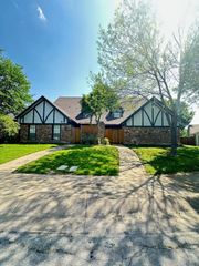 9406 Summerhill Lane 2, Dallas, TX 75238