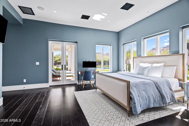 7970 N IRONWOOD Drive, Paradise Valley, AZ 85253