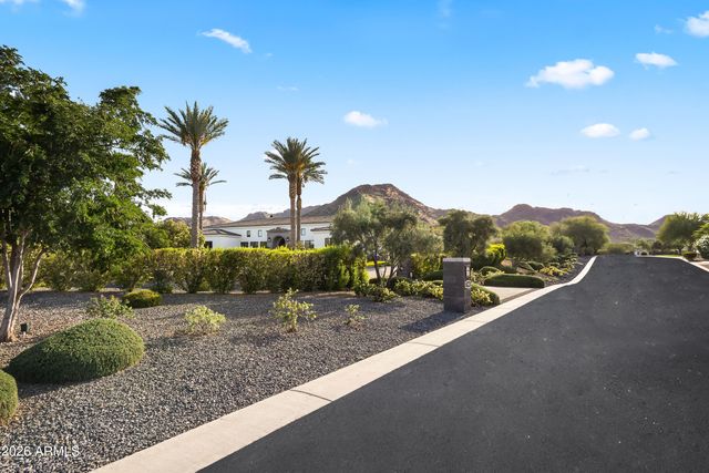 7970 N IRONWOOD Drive, Paradise Valley, AZ 85253