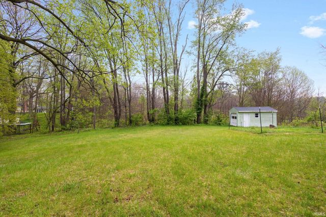 20450 Pearl Street, South Bend, IN 46614