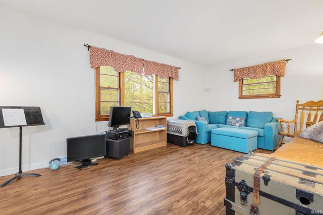 20450 Pearl Street, South Bend, IN 46614