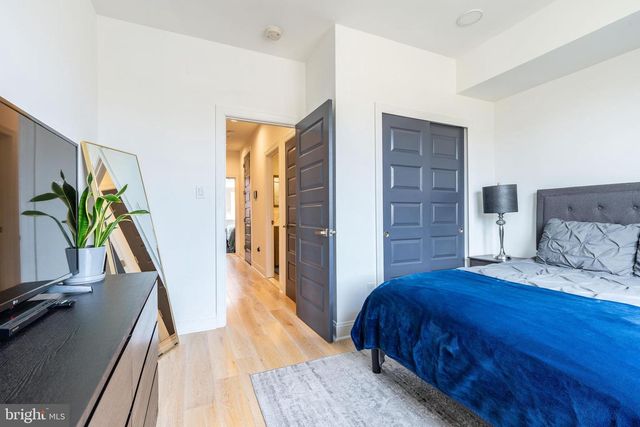 2147 CROSS ST, Philadelphia, PA 19146