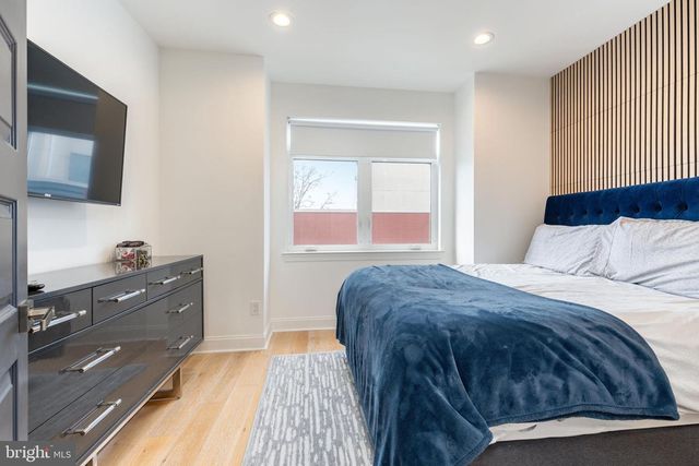 2147 CROSS ST, Philadelphia, PA 19146