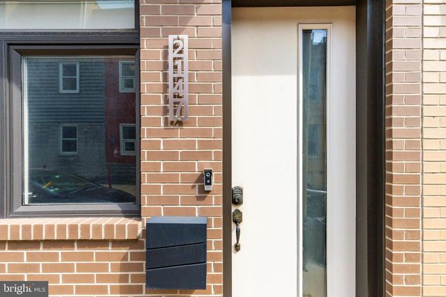 2147 CROSS ST, Philadelphia, PA 19146