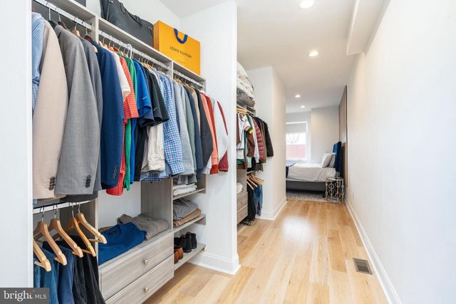 2147 CROSS ST, Philadelphia, PA 19146