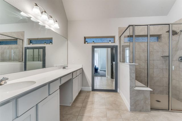 151 Periwinkle LN, Bastrop, TX 78602