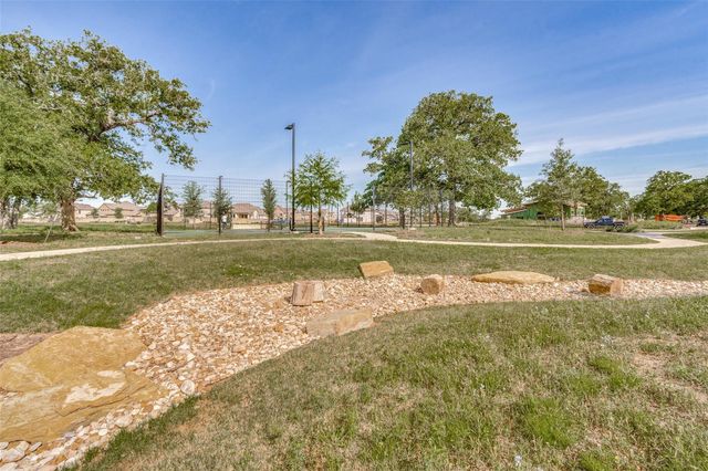 151 Periwinkle LN, Bastrop, TX 78602