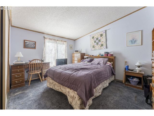 14858 HEATHERGLEN Dr 76, Oregon City, OR 97045