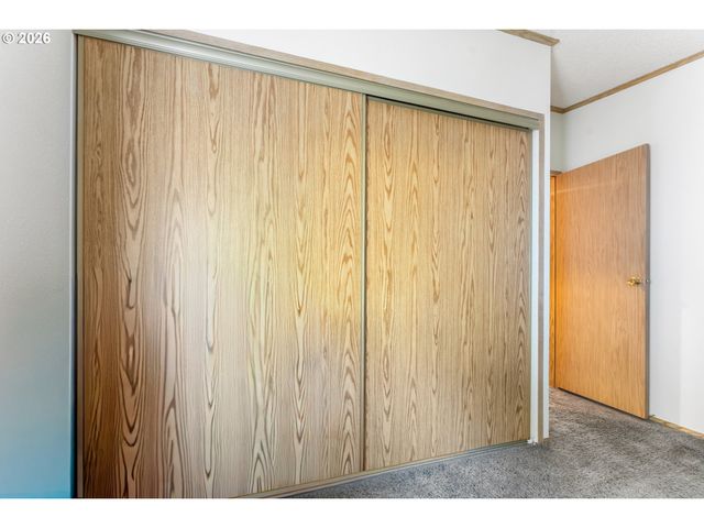 14858 HEATHERGLEN Dr 76, Oregon City, OR 97045