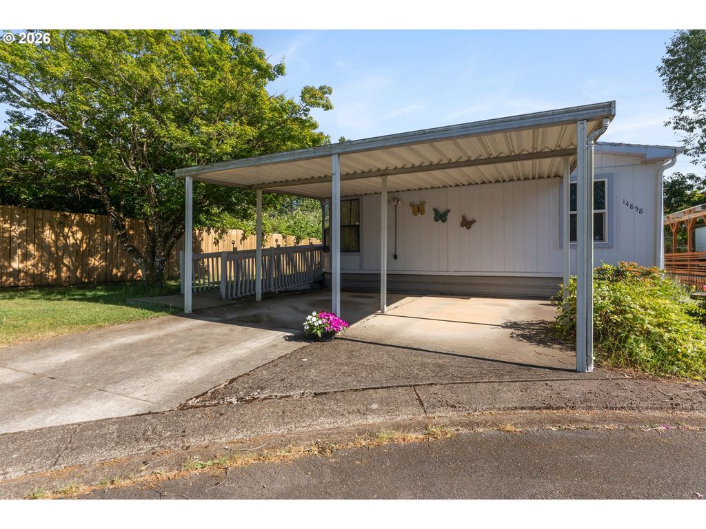 14858 HEATHERGLEN Dr 76, Oregon City, OR 97045