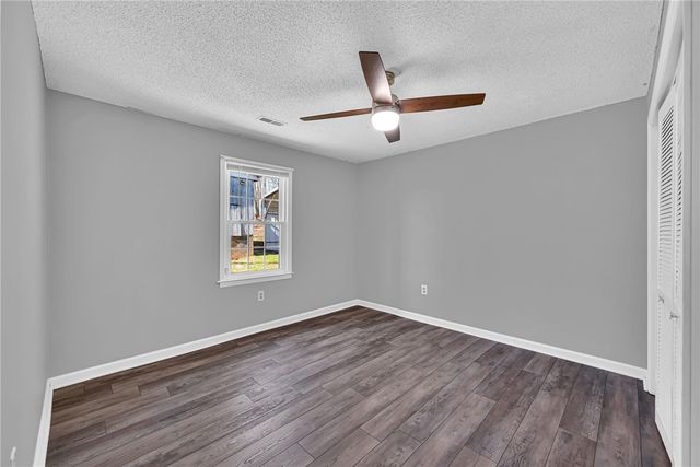 609 Robinson Bridge Road, Central, SC 29630