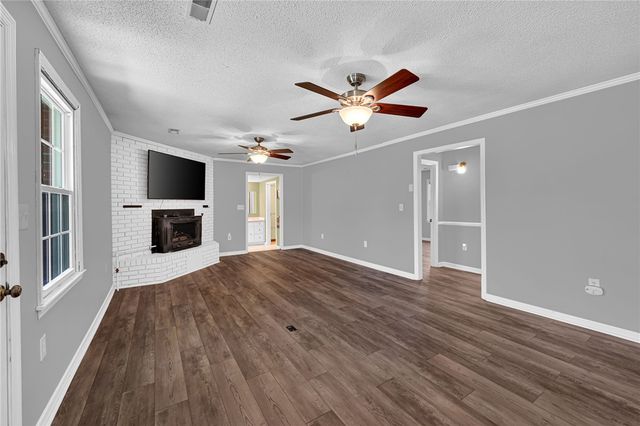 609 Robinson Bridge Road, Central, SC 29630
