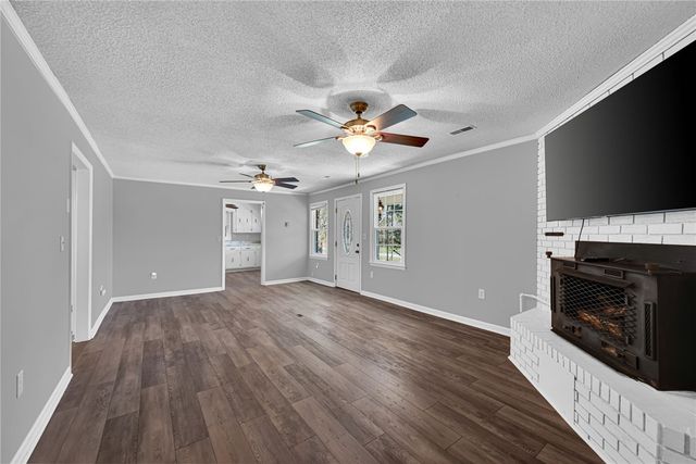 609 Robinson Bridge Road, Central, SC 29630