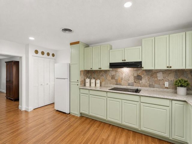 2405 Blossom Court, Fort Pierce, FL 34982