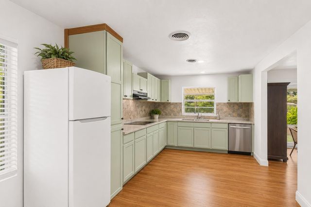 2405 Blossom Court, Fort Pierce, FL 34982