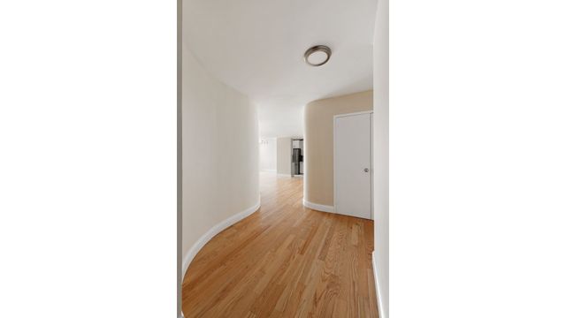 309 E 49th St Apt 19B, New York City, NY 10017