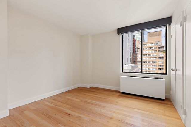 309 E 49th St Apt 19B, New York City, NY 10017