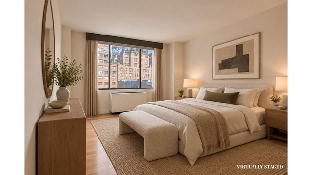 309 E 49th St Apt 19B, New York City, NY 10017
