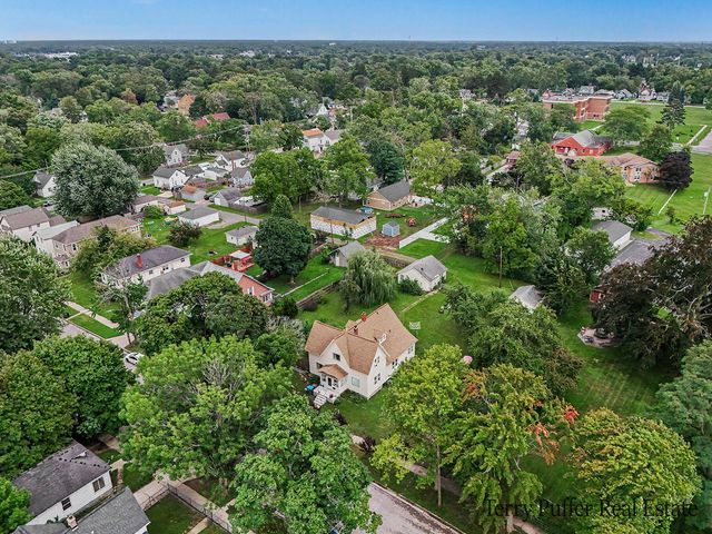 1187 Washington Avenue, Muskegon, MI 49441
