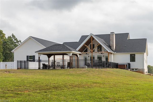 204 Violet Ridge Trail, Lowgap, NC 27024