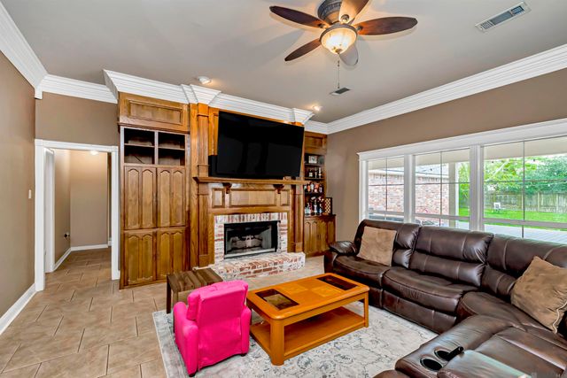 17831 General Forrest Ave, Baton Rouge, LA 70817