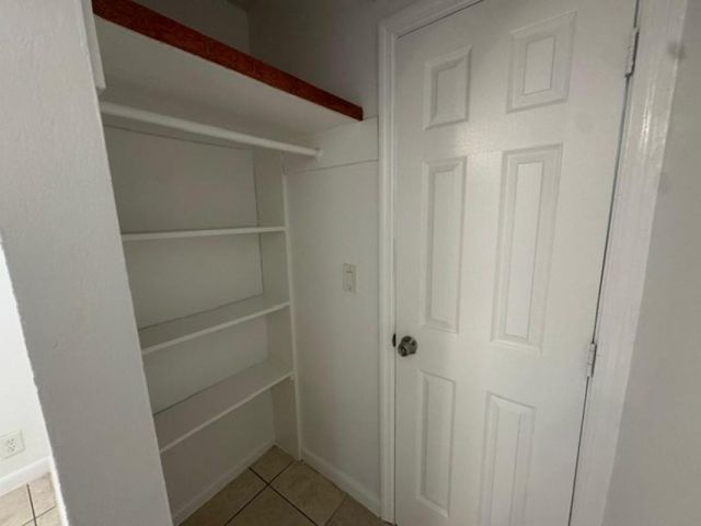 1822 Dixieanna Street 14, Hollywood, FL 33020