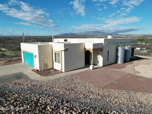 1627 E Goldenrod Lane, Benson, AZ 85602