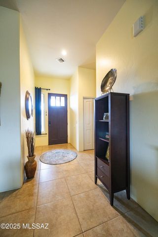 1627 E Goldenrod Lane, Benson, AZ 85602