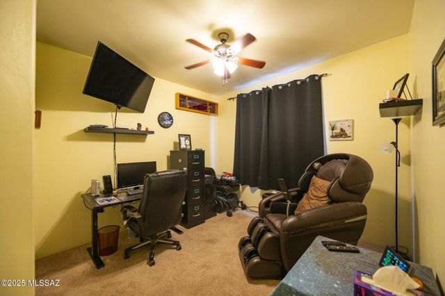 1627 E Goldenrod Lane, Benson, AZ 85602
