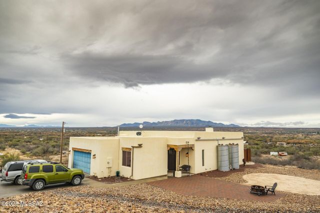 1627 E Goldenrod Lane, Benson, AZ 85602