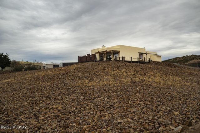 1627 E Goldenrod Lane, Benson, AZ 85602