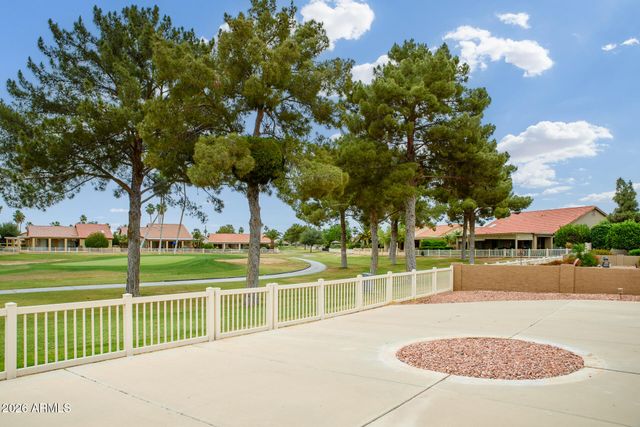 10820 E SILVERTREE Drive, Sun Lakes, AZ 85248