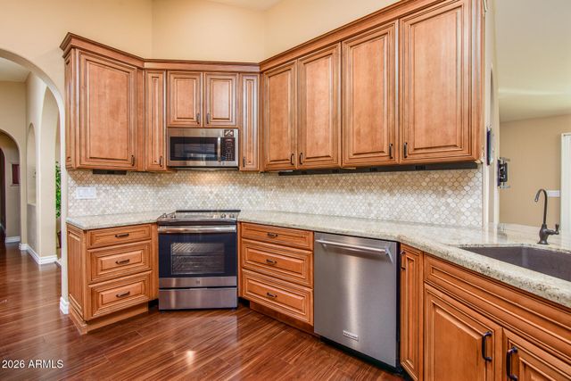 10820 E SILVERTREE Drive, Sun Lakes, AZ 85248