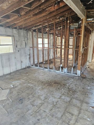2814 PALMADELIA AVENUE, Sarasota, FL 34234