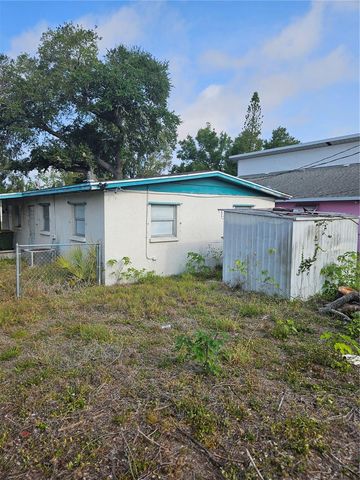 2814 PALMADELIA AVENUE, Sarasota, FL 34234