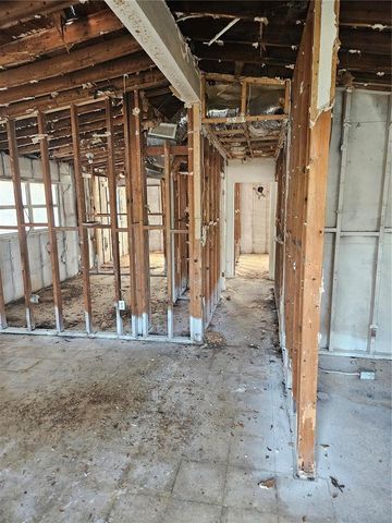 2814 PALMADELIA AVENUE, Sarasota, FL 34234