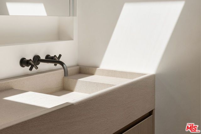 23515 Malibu Colony Road, Malibu, CA 90265