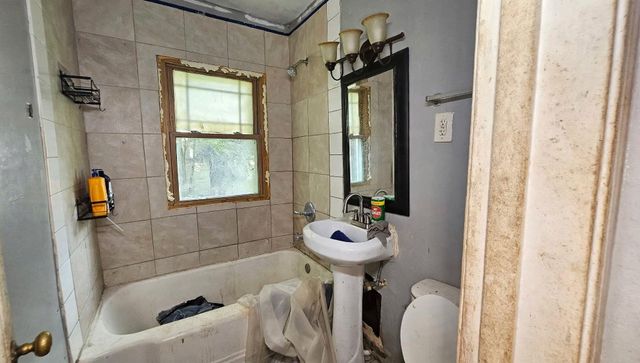 4962 Adams Street, Gary, IN 46408