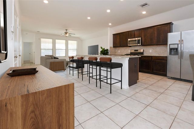 306 Marble Springs Lane, La Marque, TX 77568