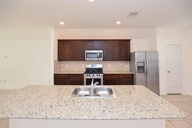 306 Marble Springs Lane, La Marque, TX 77568