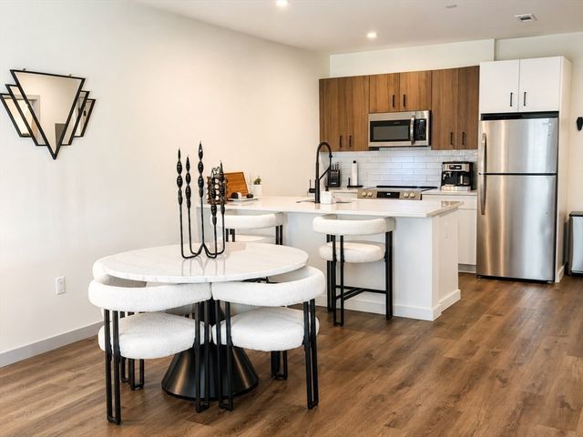 203 Lowell St 119, Wilmington, MA 01887