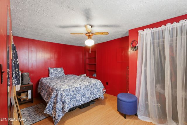 428 Browder Circle, Oliver Springs, TN 37840