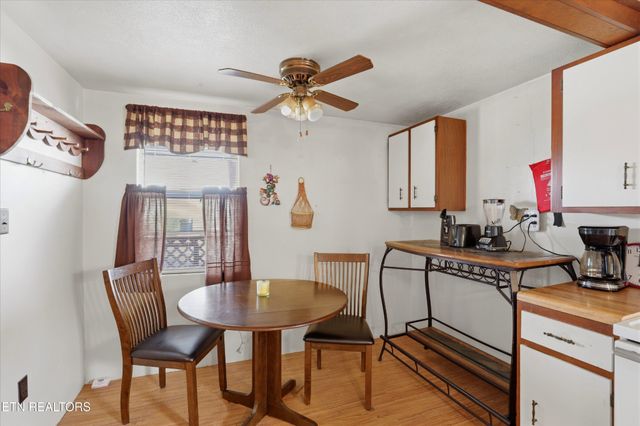 428 Browder Circle, Oliver Springs, TN 37840