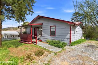 428 Browder Circle, Oliver Springs, TN 37840