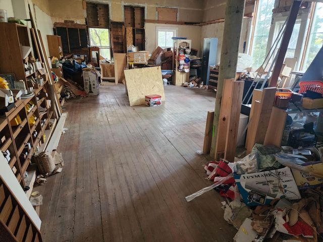 206 SE Pleasant Street, Brownsdale, MN 55918