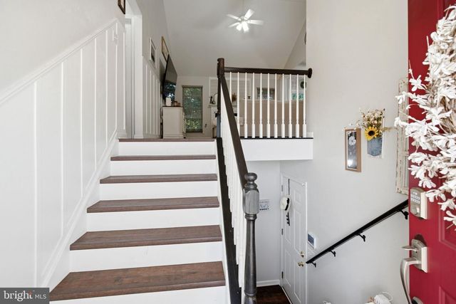 29 CLEMATIS CT, Martinsburg, WV 25401