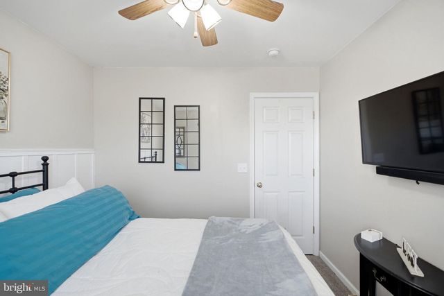 29 CLEMATIS CT, Martinsburg, WV 25401